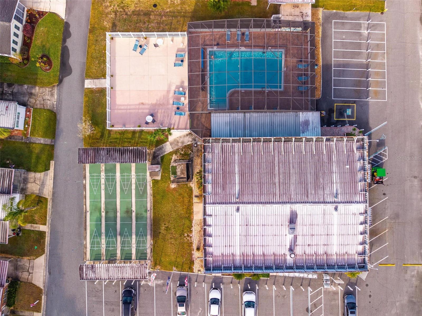 Image 43 of 60 For 684 Cindi Avenue