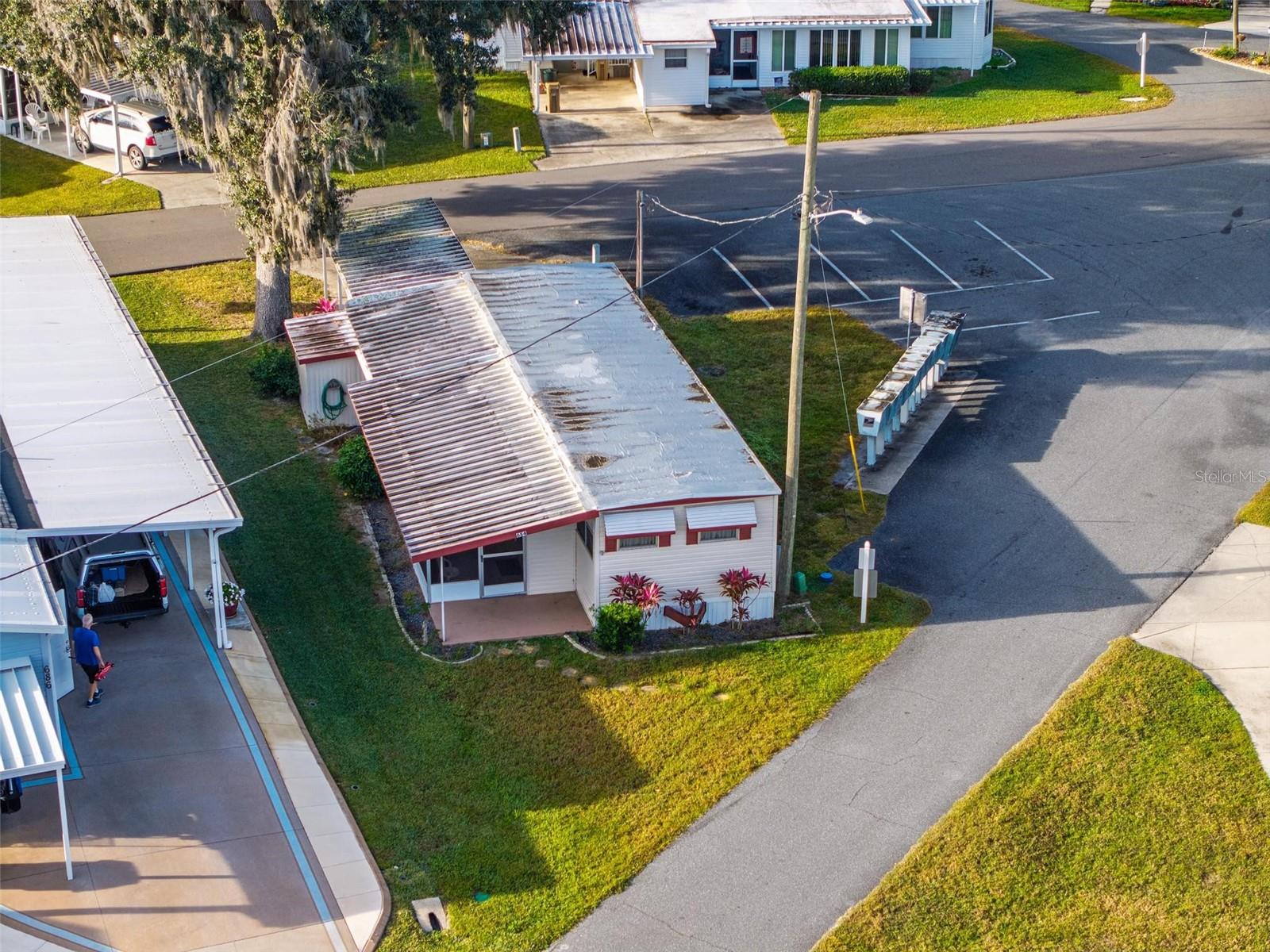 Image 47 of 60 For 684 Cindi Avenue