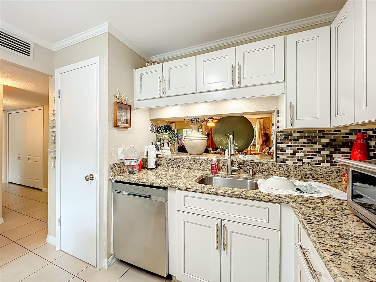 Image 10 of 34 For 12 Escondido Court 113