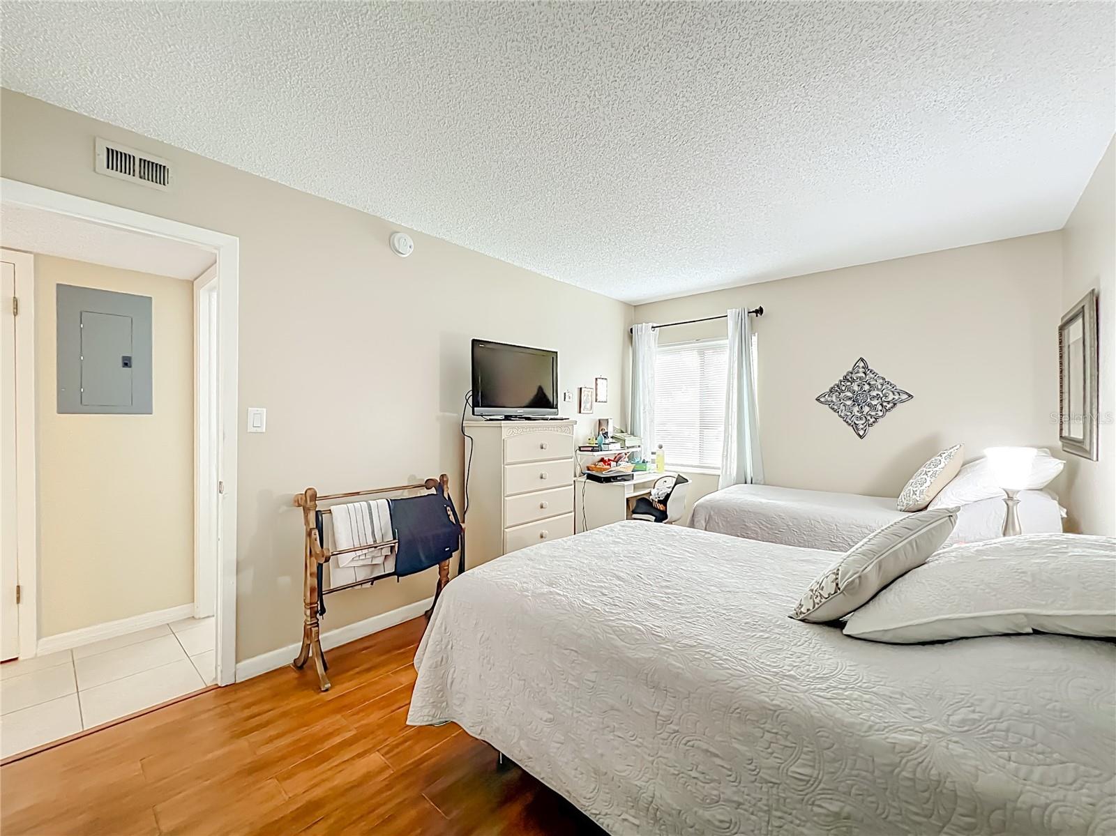 Image 19 of 34 For 12 Escondido Court 113