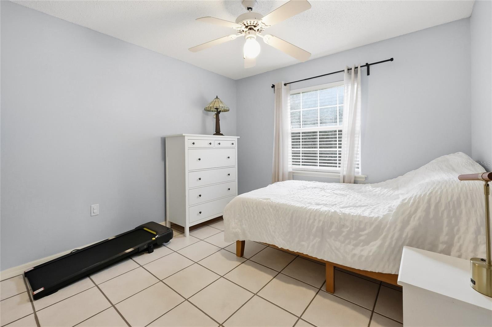 Image 15 of 22 For 905 Northern Oaks Terrace