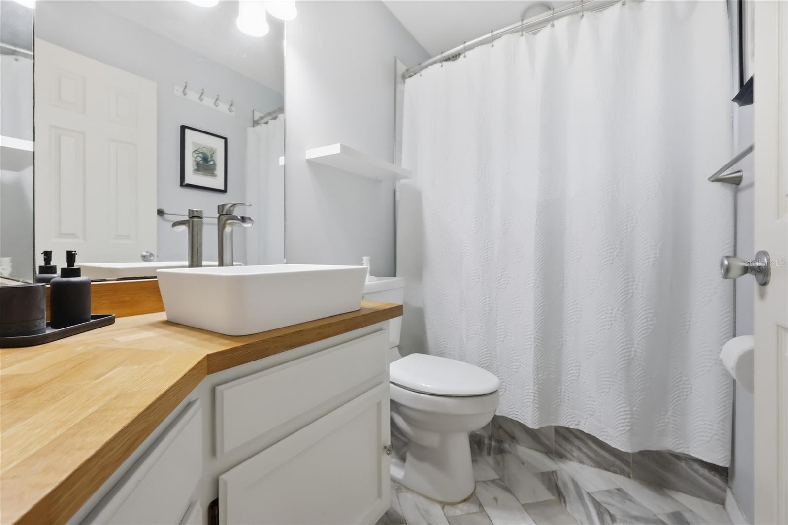 Image 17 of 22 For 905 Northern Oaks Terrace