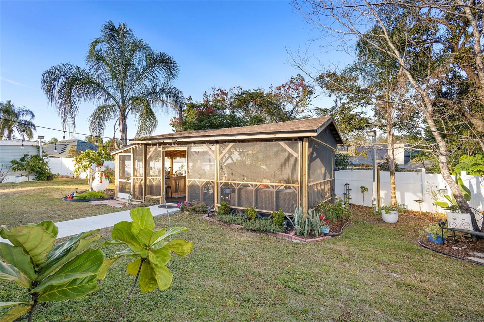 Image 30 of 37 For 2656 Ivydale Drive