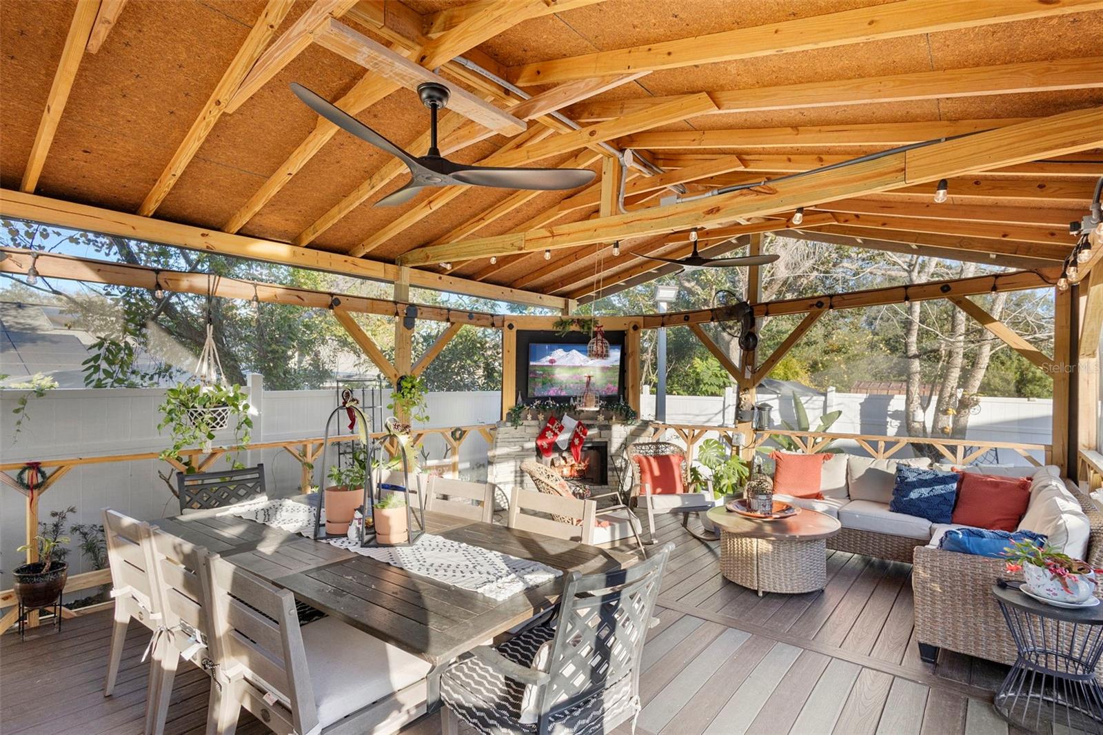 Image 31 of 37 For 2656 Ivydale Drive