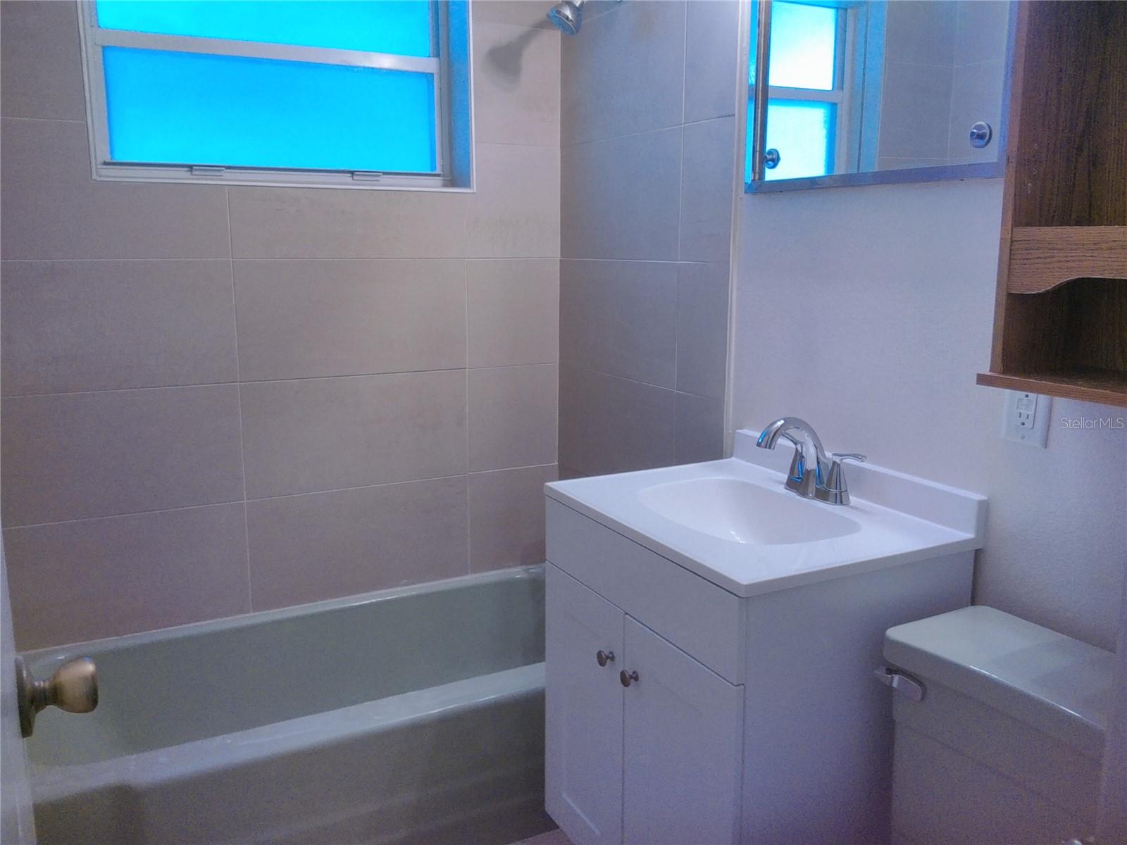 Image 19 of 21 For 867 Chippendale Street