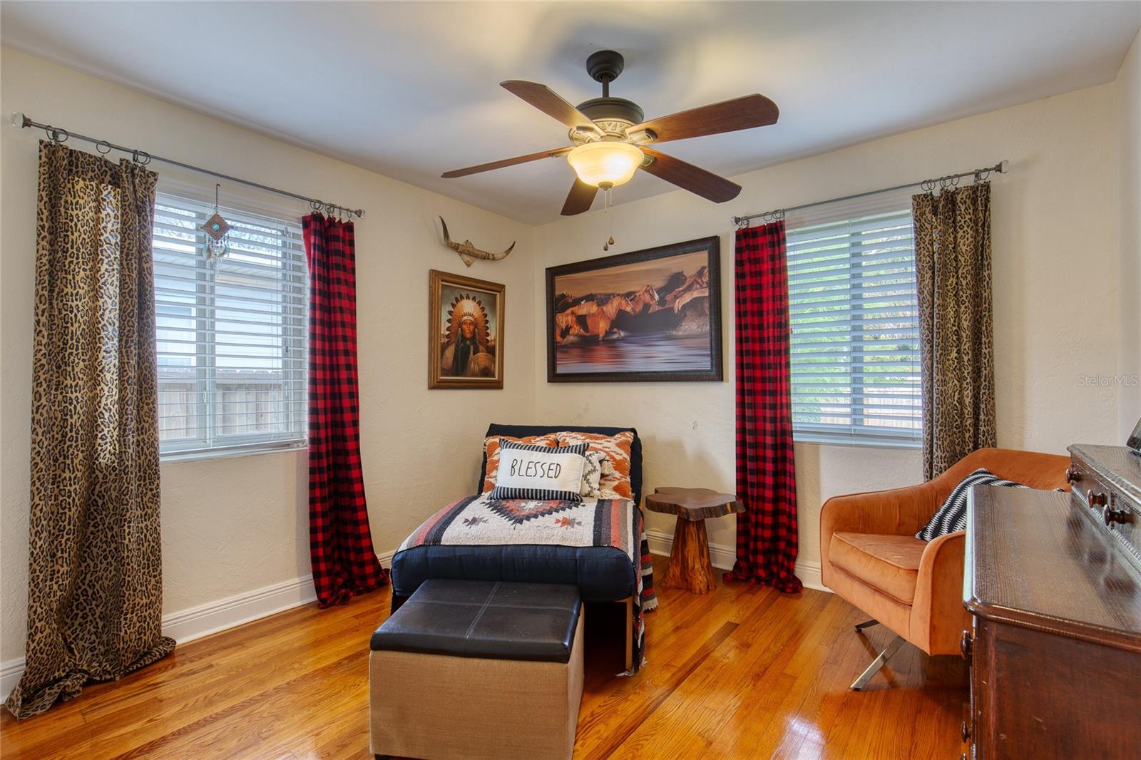 Image 20 of 52 For 37 Reynolds Avenue