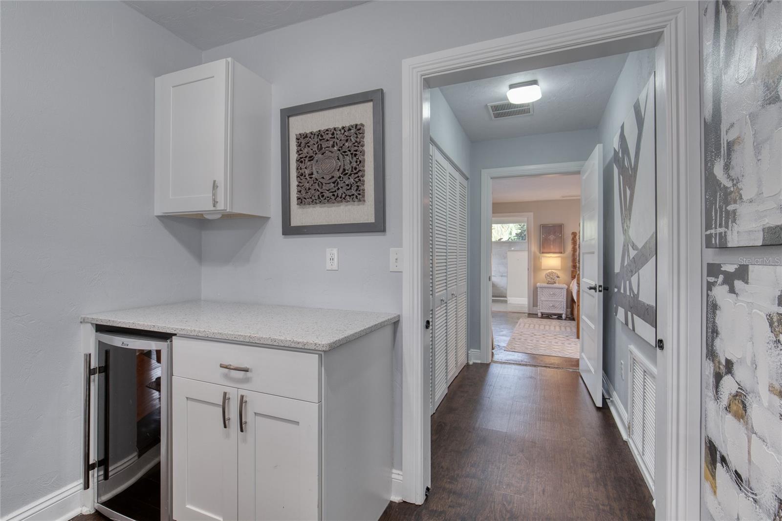 Image 23 of 52 For 37 Reynolds Avenue