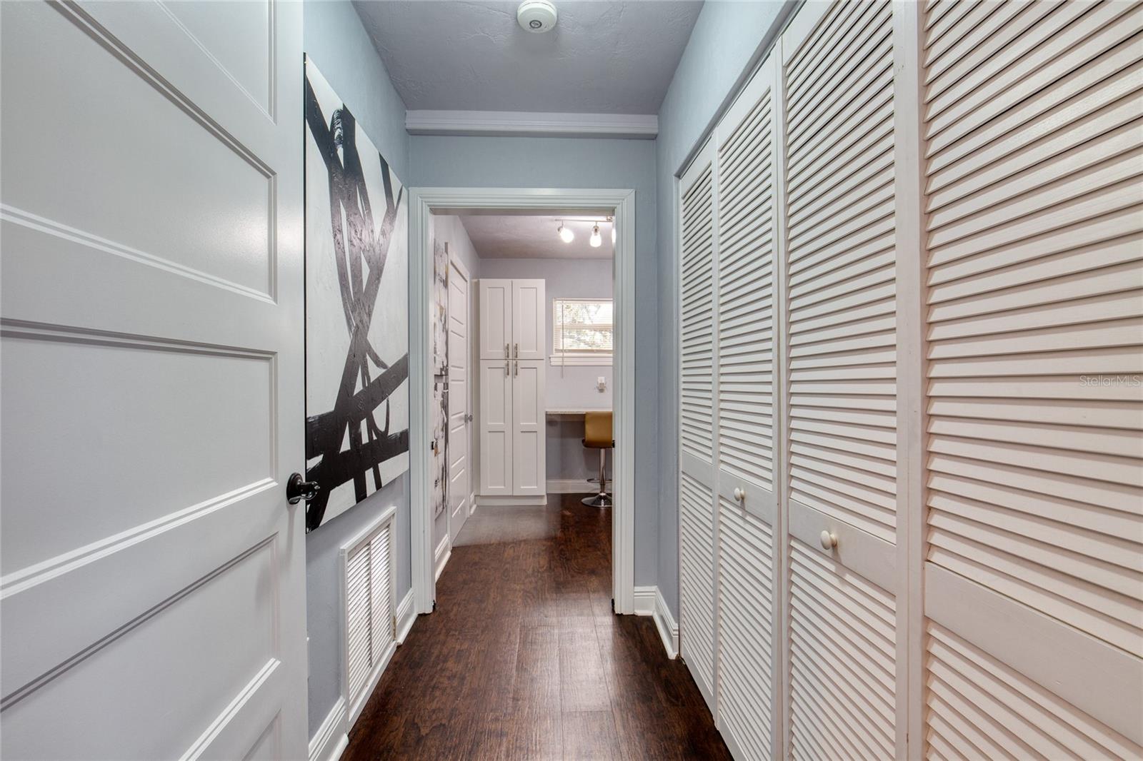 Image 24 of 52 For 37 Reynolds Avenue