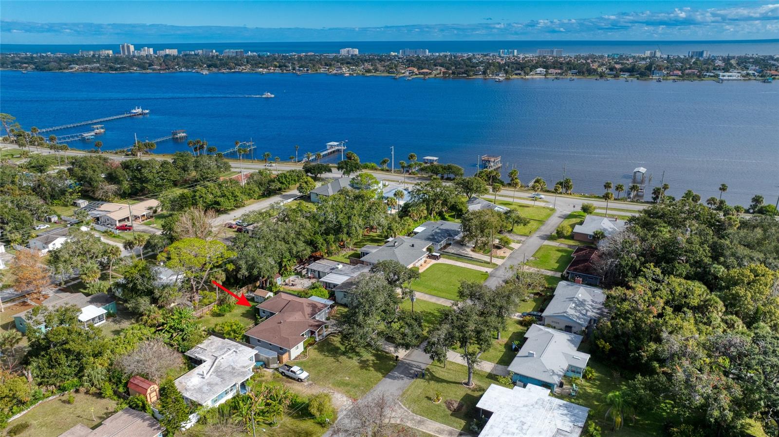 Image 43 of 52 For 37 Reynolds Avenue