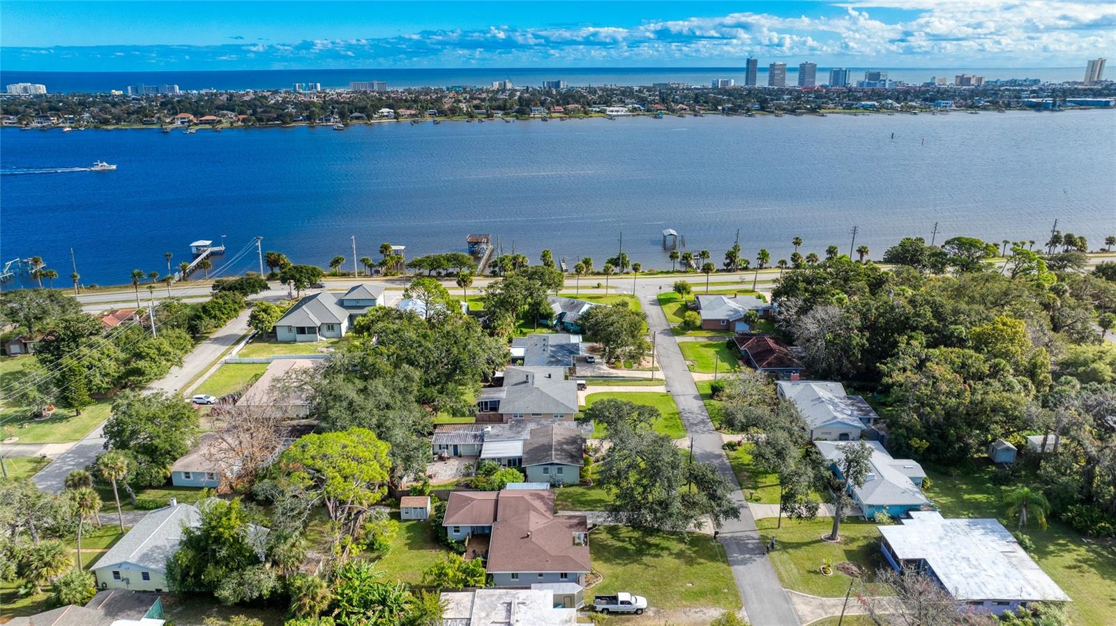 Image 44 of 52 For 37 Reynolds Avenue