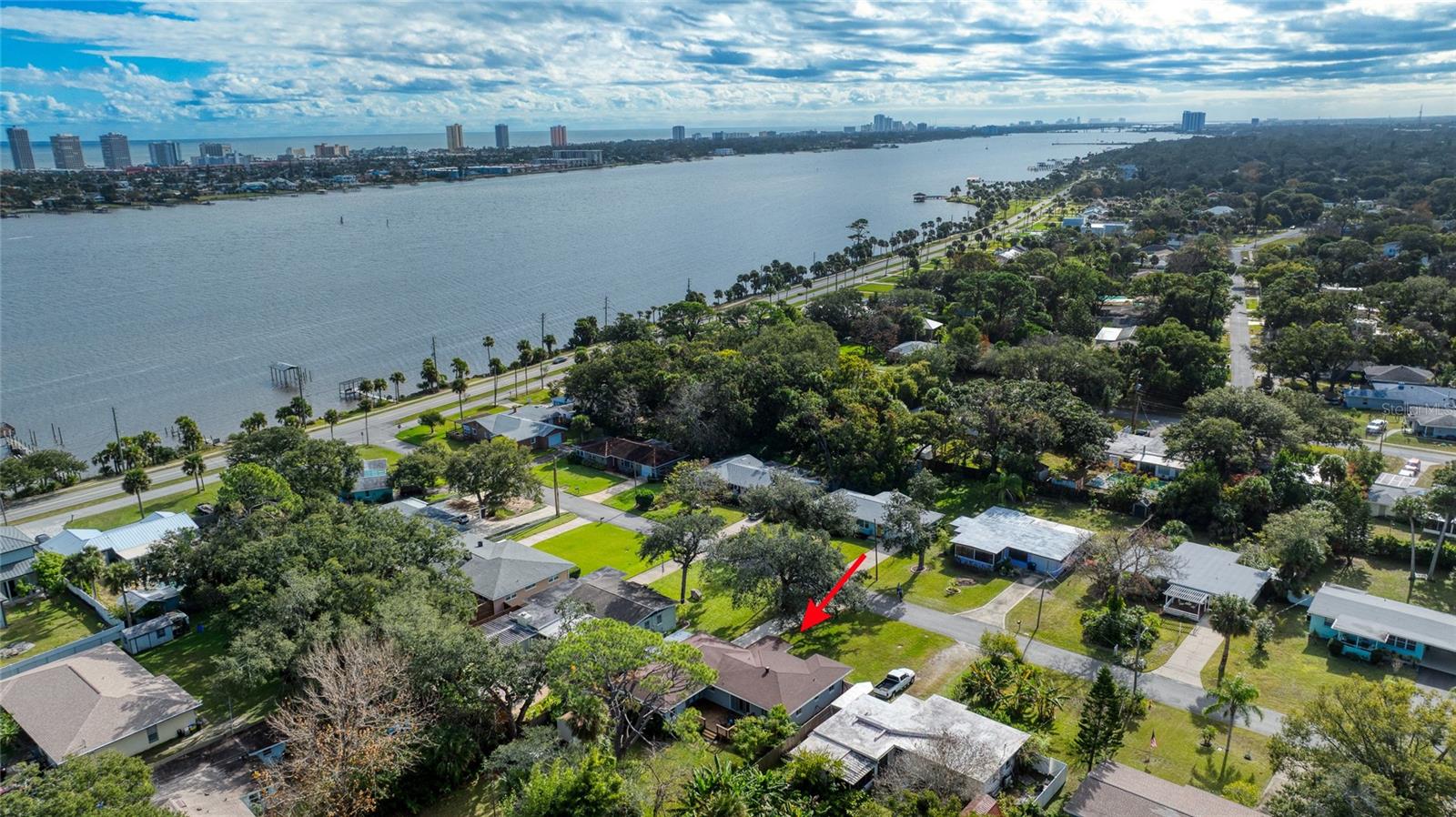 Image 47 of 52 For 37 Reynolds Avenue