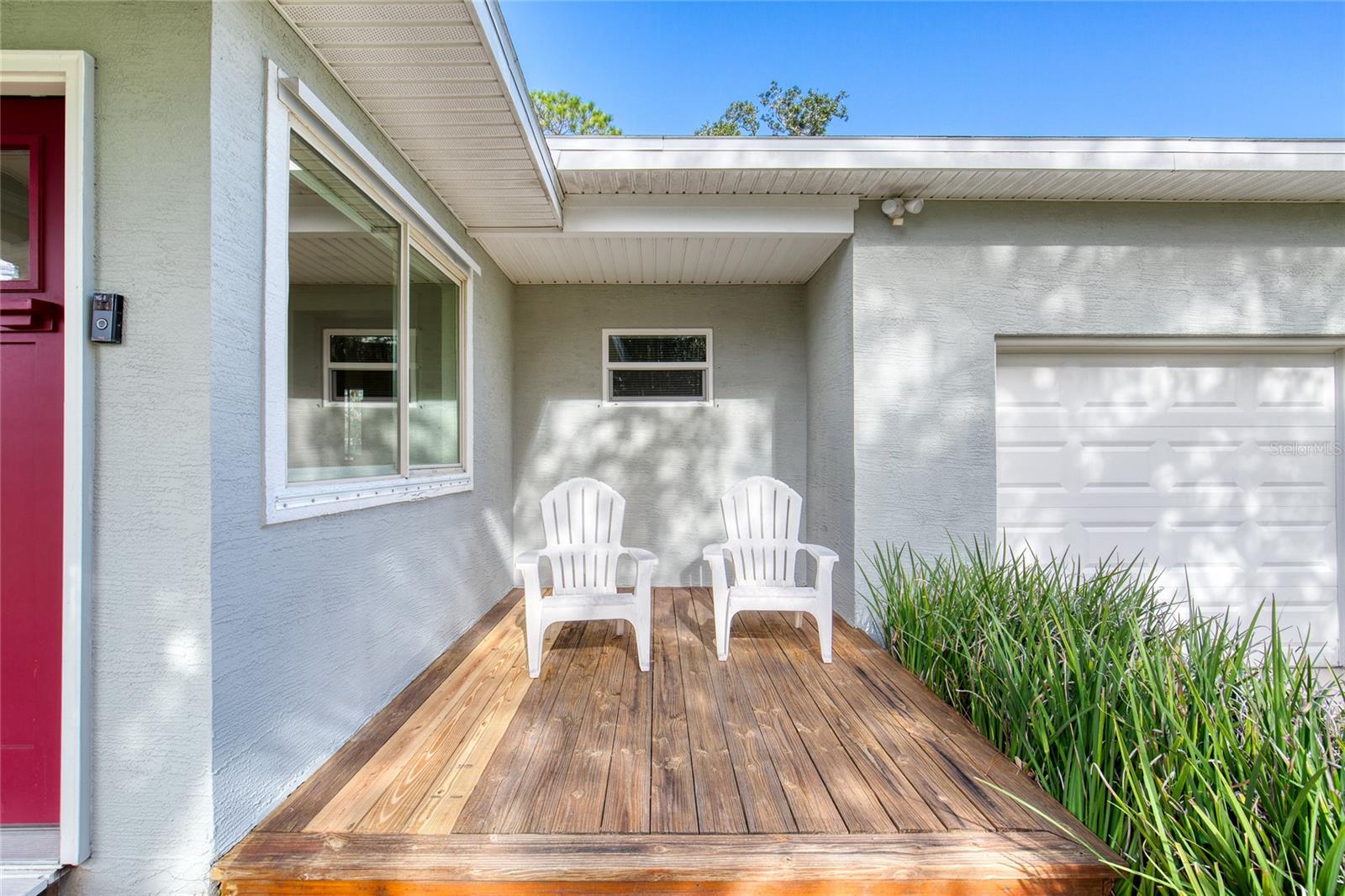 Image 6 of 52 For 37 Reynolds Avenue