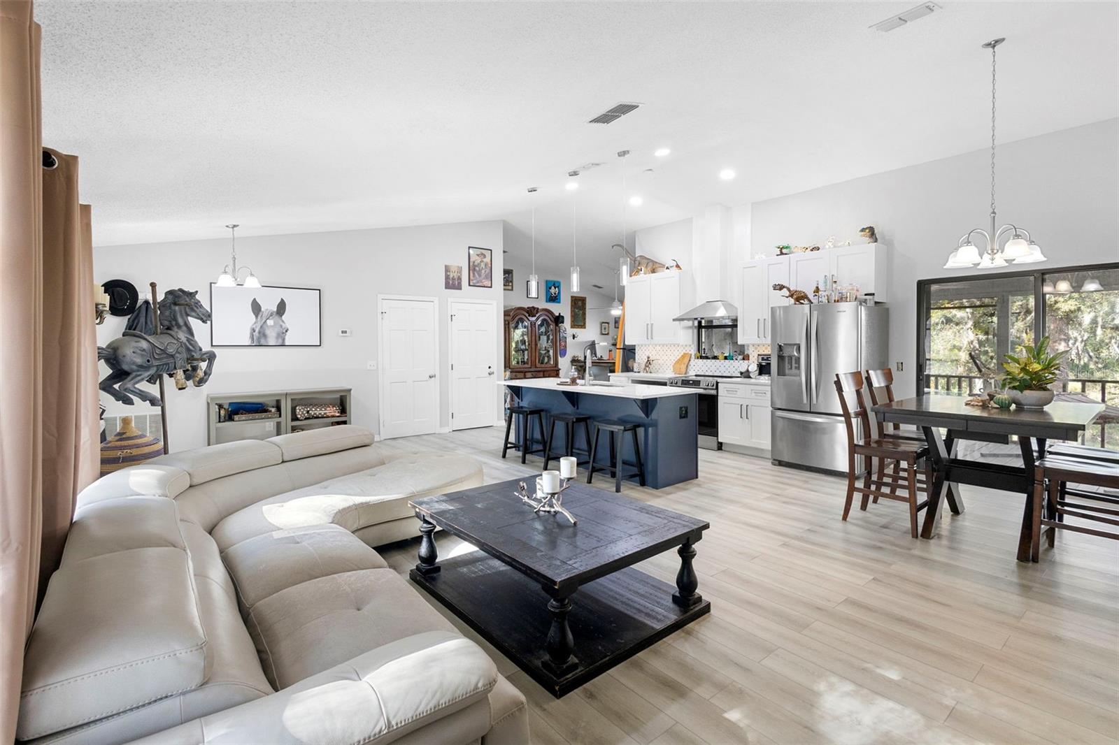 Image 17 of 30 For 3039 Etta Circle