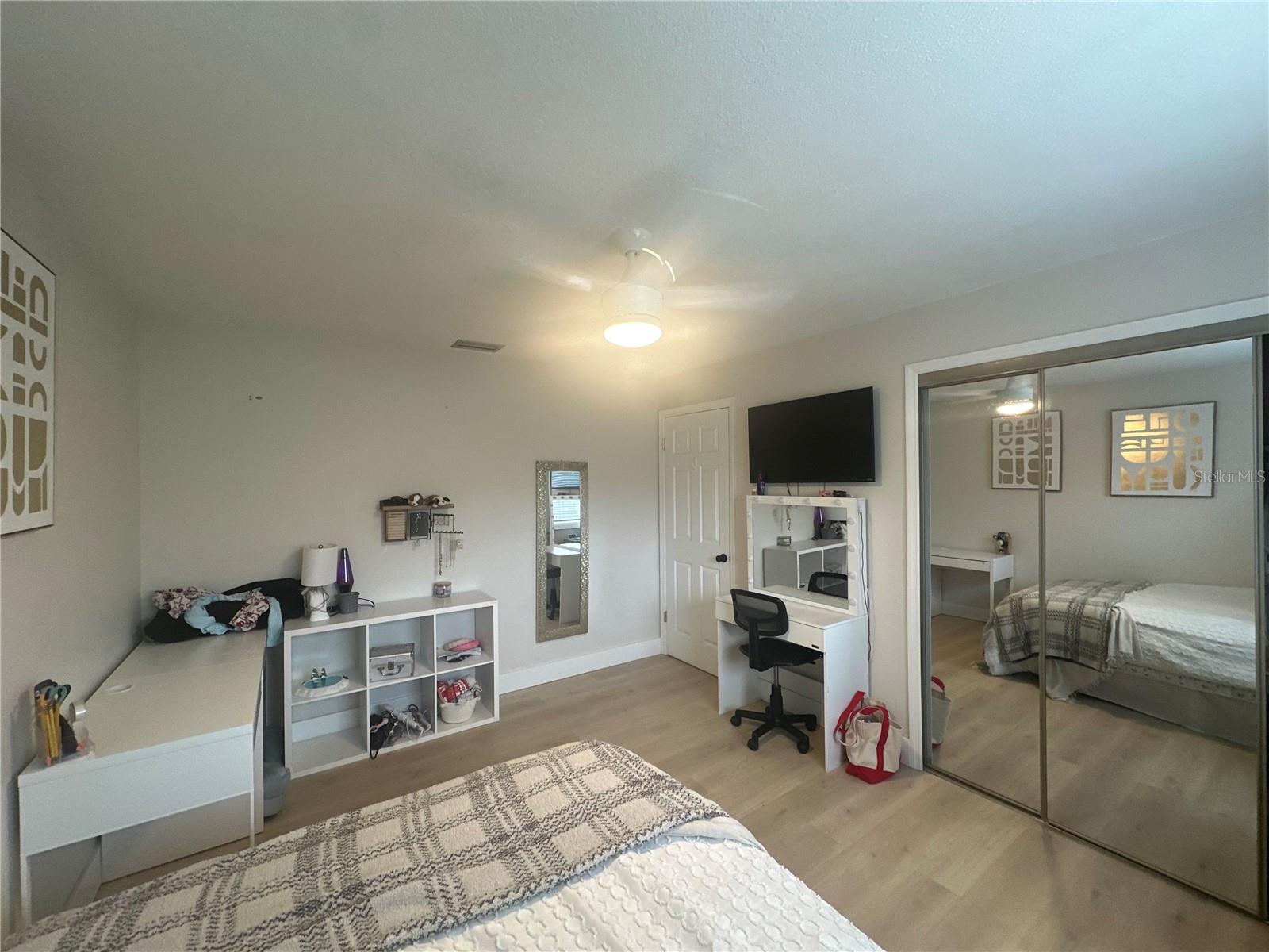 Image 10 of 21 For 650 Minnesota Avenue