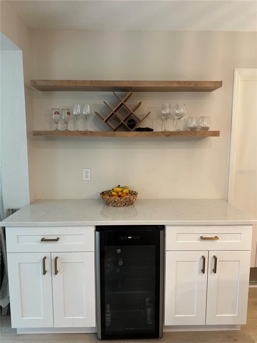 Image 6 of 21 For 650 Minnesota Avenue