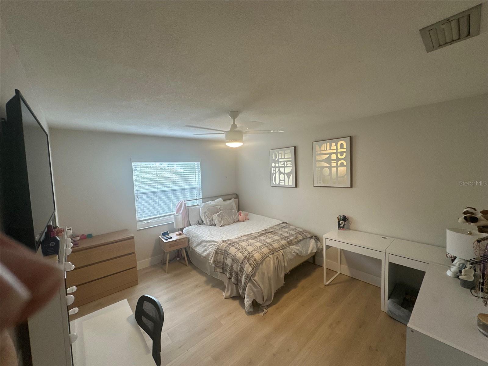 Image 9 of 21 For 650 Minnesota Avenue