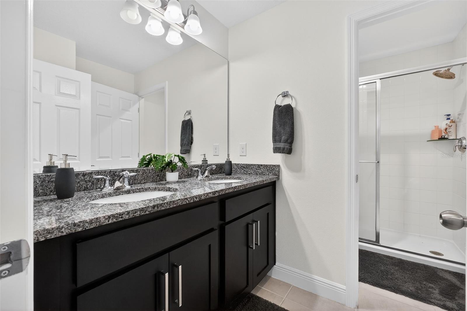 Image 22 of 62 For 6022 Sierra Crown Street