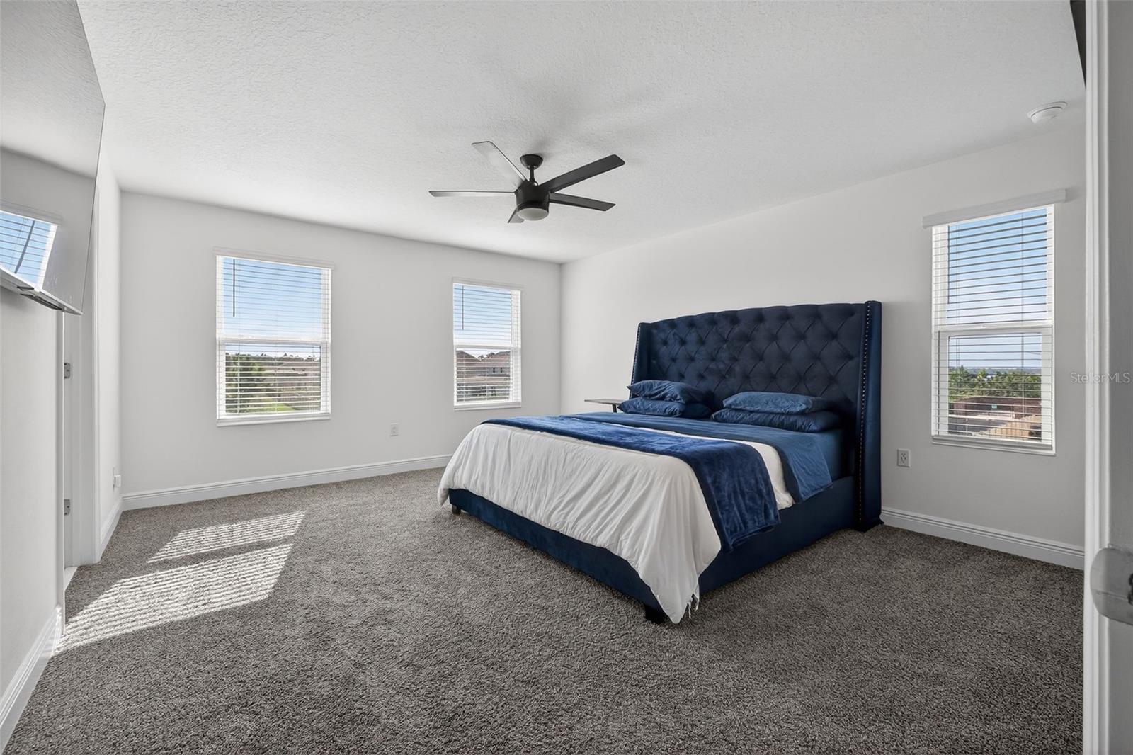 Image 34 of 62 For 6022 Sierra Crown Street