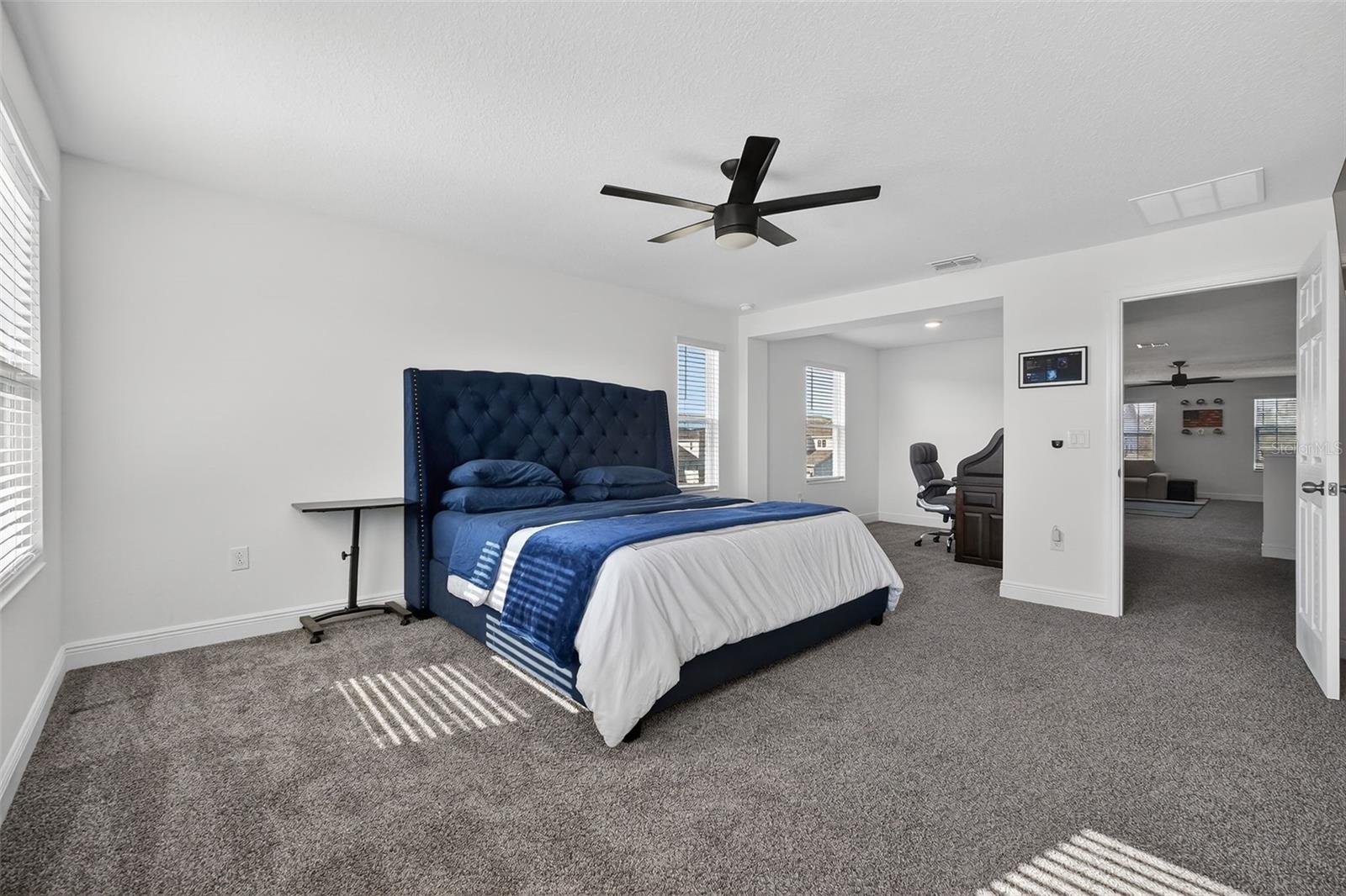 Image 6 of 62 For 6022 Sierra Crown Street