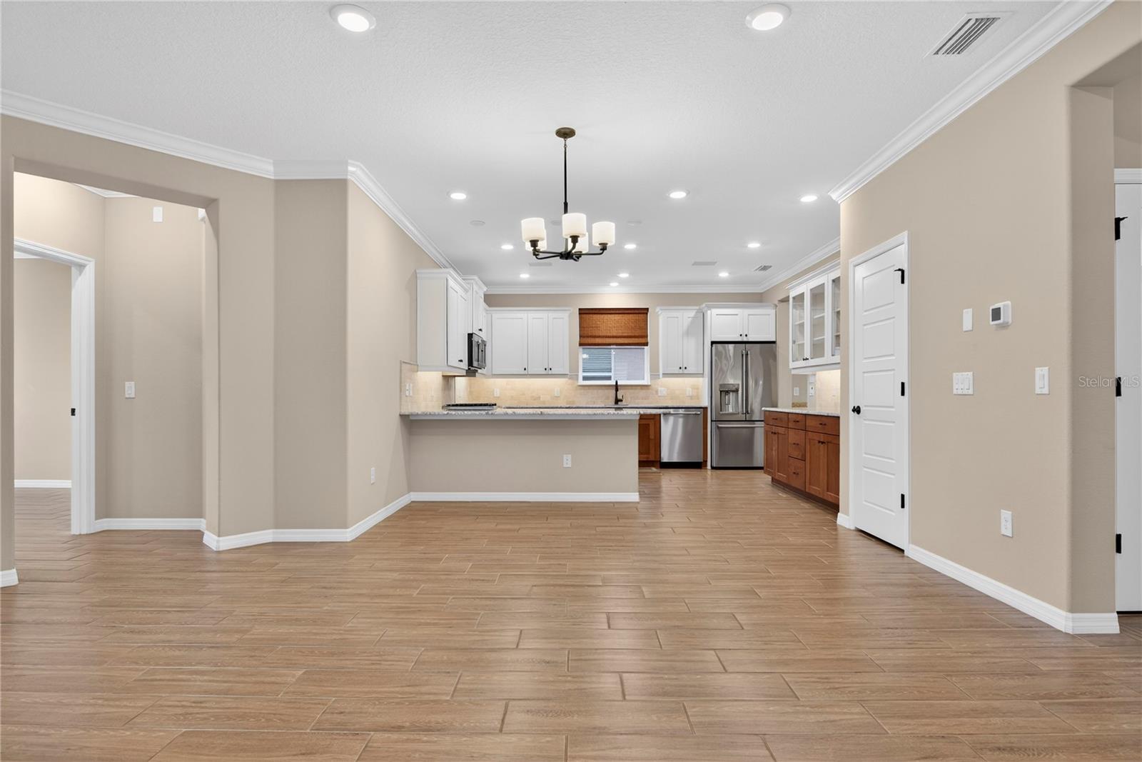 Image 18 of 81 For 5575 43rd Lane Road