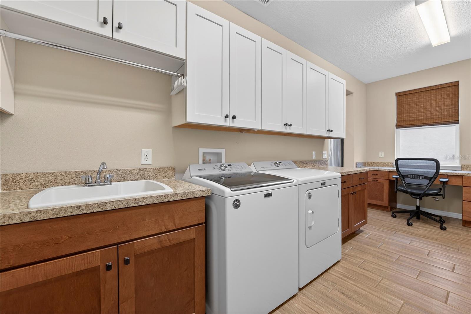 Image 26 of 81 For 5575 43rd Lane Road