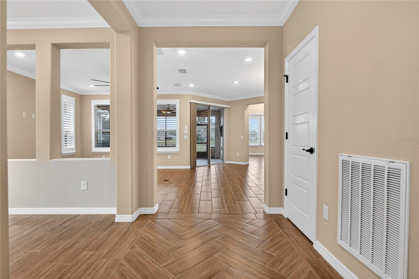 Image 6 of 81 For 5575 43rd Lane Road