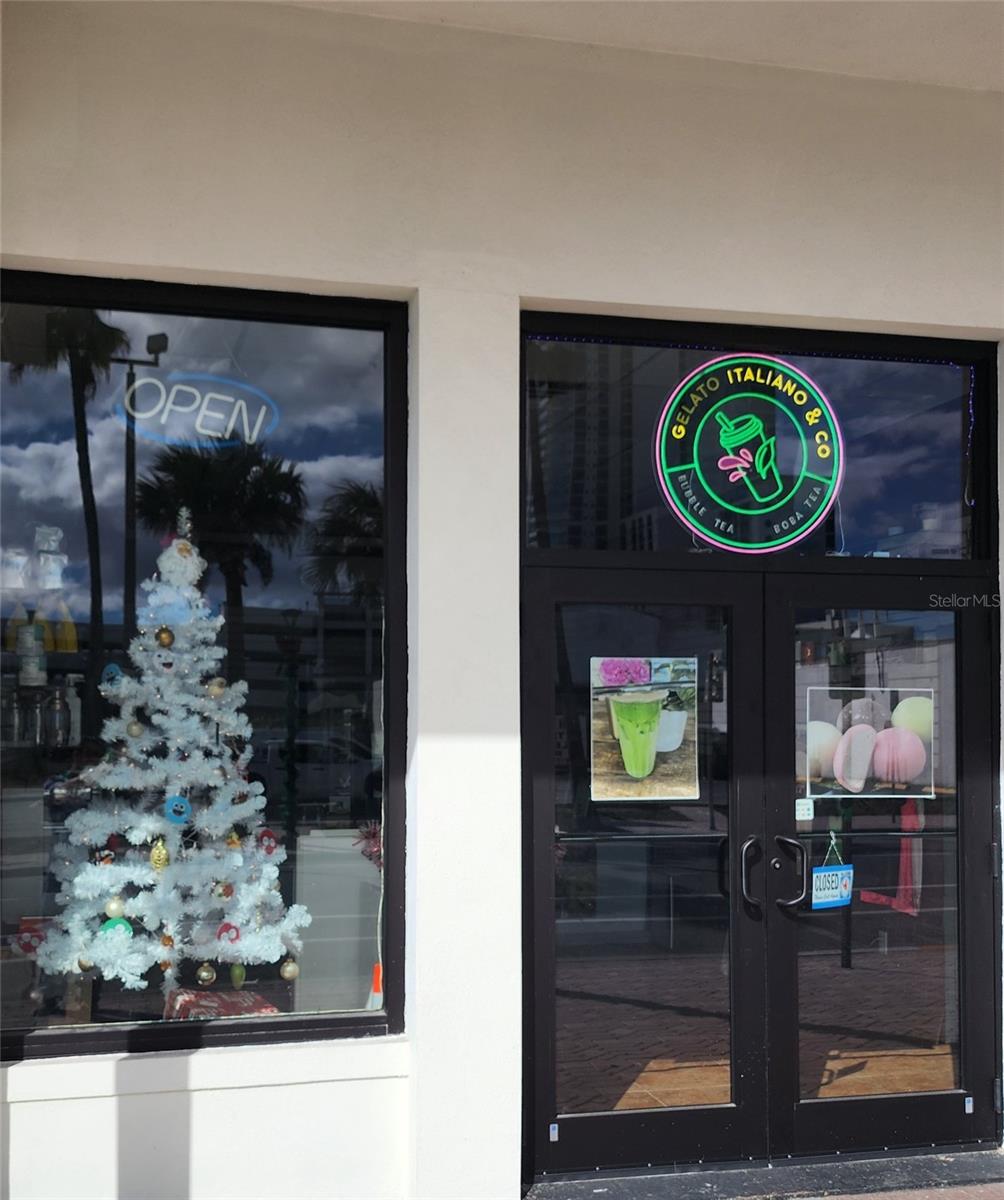 Image 3 of 5 For 615 Seabreeze Boulevard