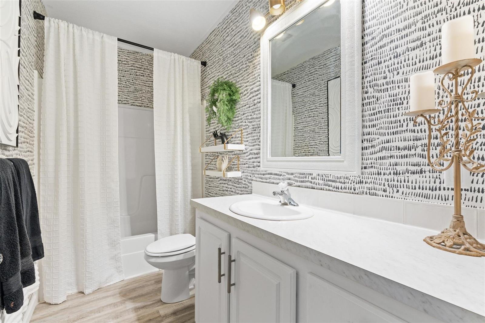 Image 18 of 46 For 5132 Walnut Avenue