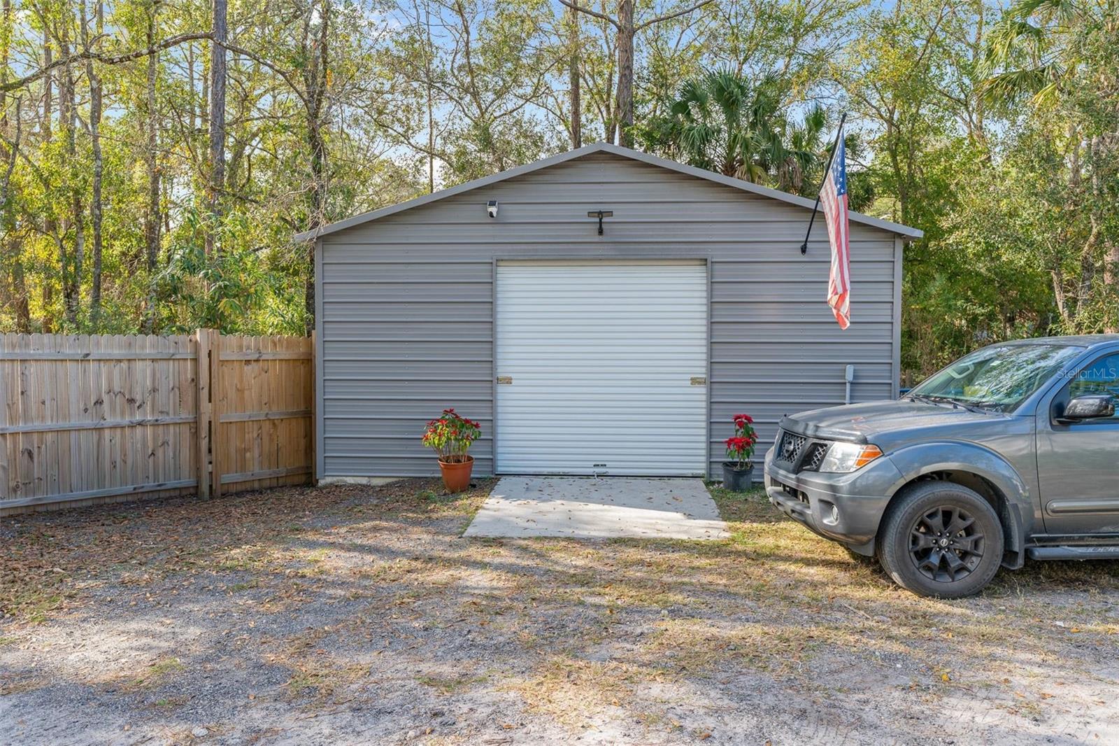 Image 37 of 46 For 5132 Walnut Avenue