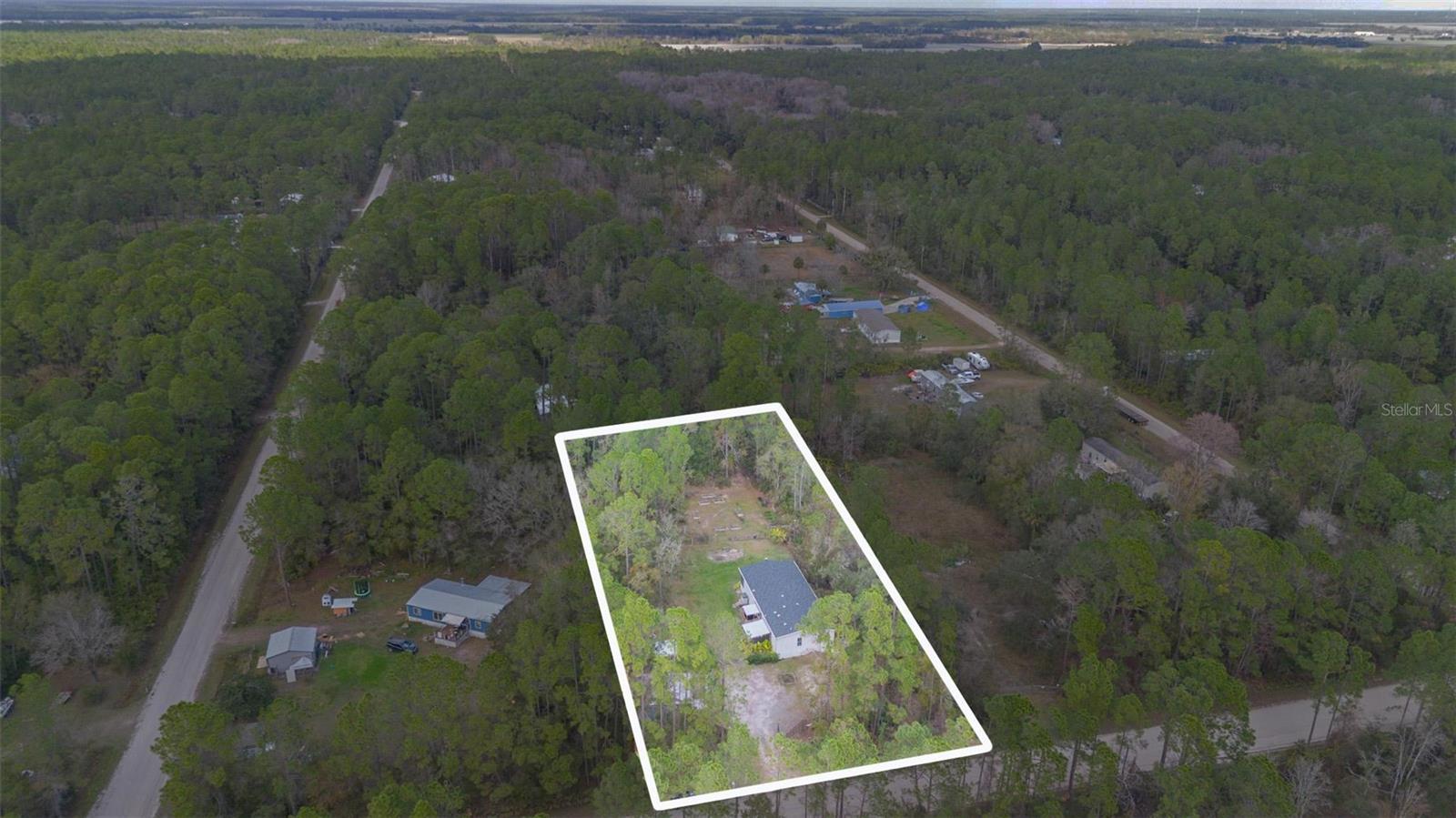 Image 4 of 46 For 5132 Walnut Avenue