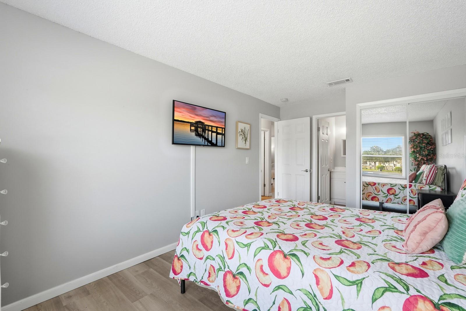 Image 20 of 34 For 415 Banana Cay Drive J