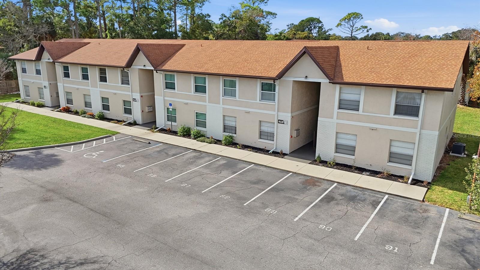 Image 31 of 34 For 415 Banana Cay Drive J