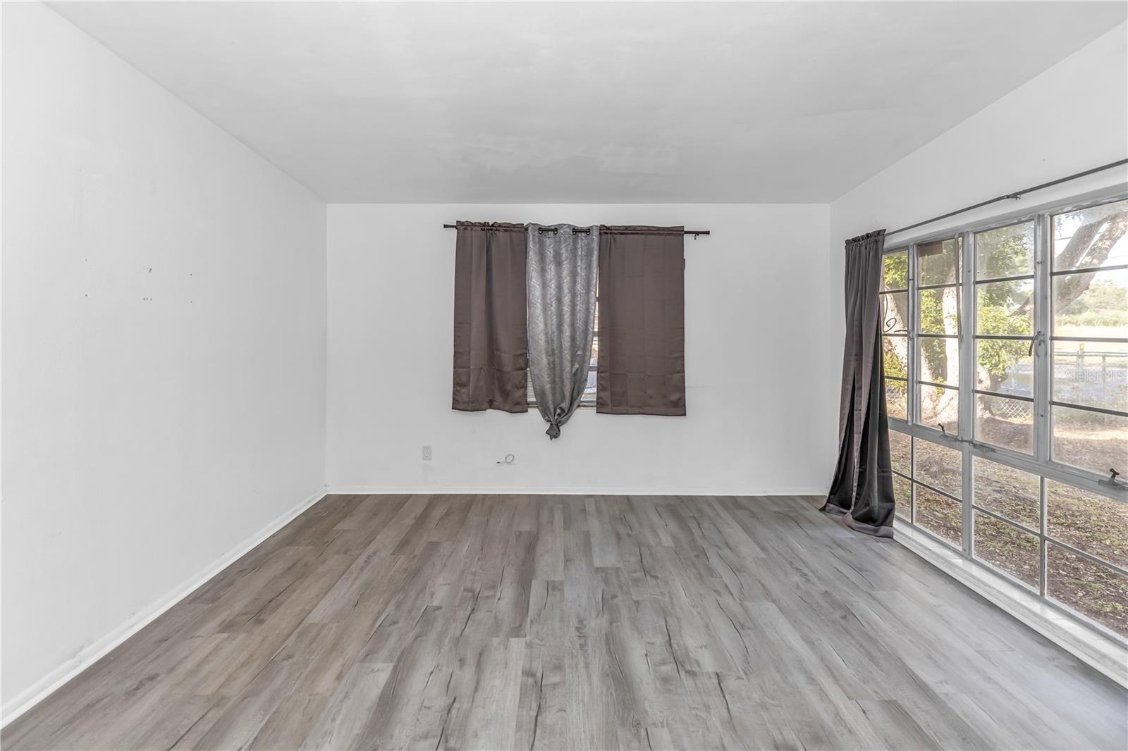 Image 11 of 22 For 4726 Abaca Street