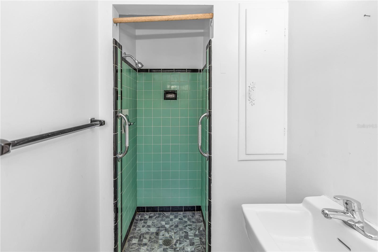 Image 18 of 22 For 4726 Abaca Street