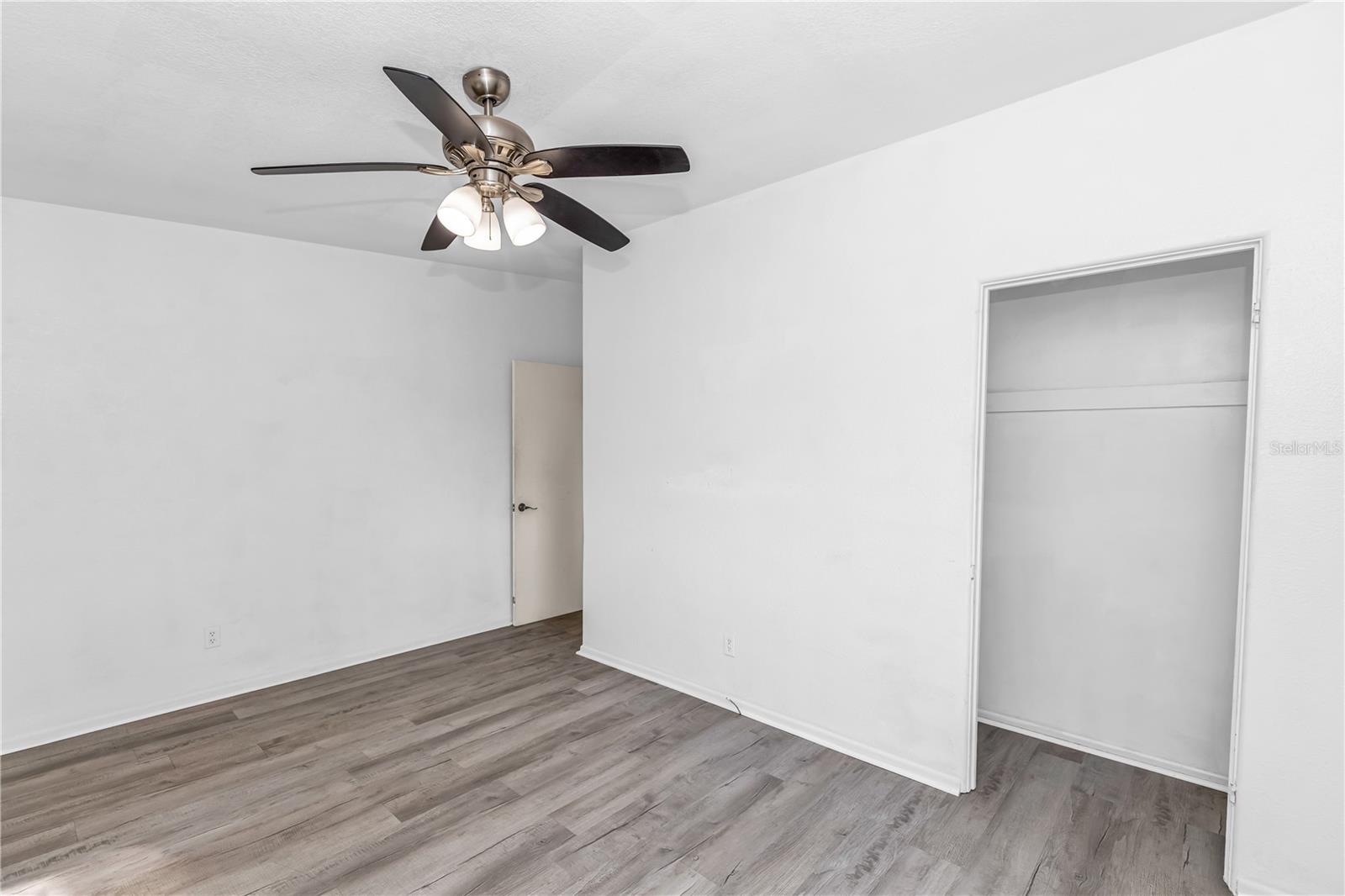 Image 6 of 22 For 4726 Abaca Street