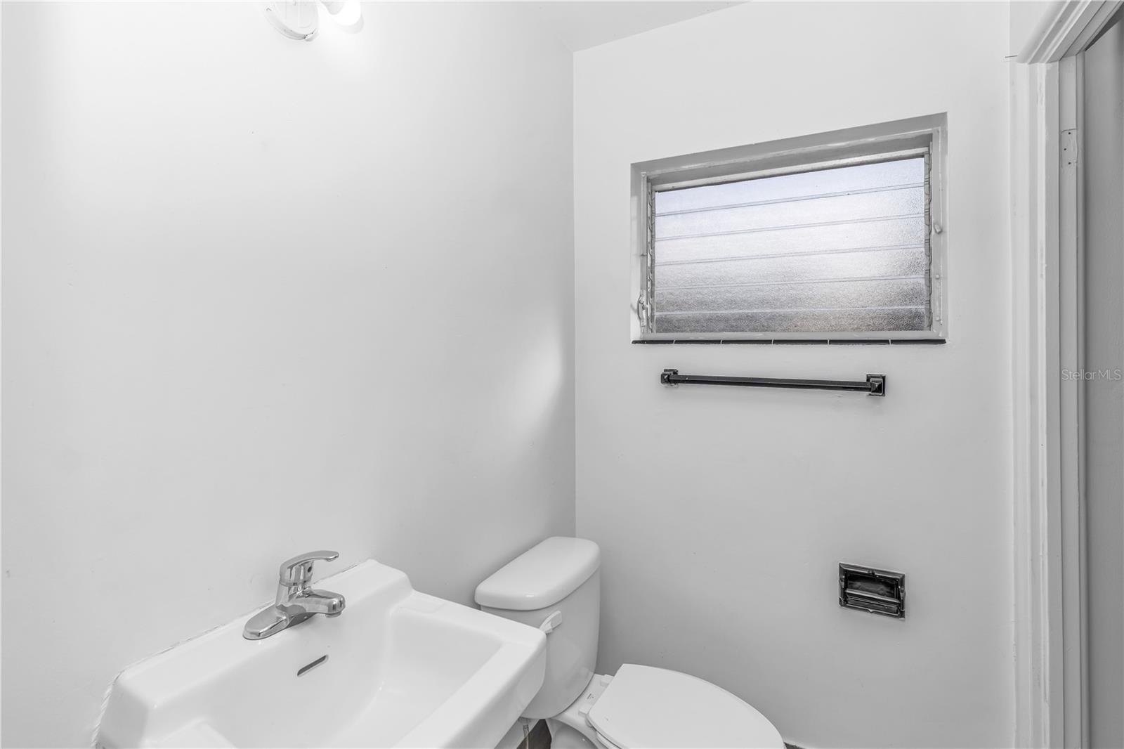 Image 8 of 22 For 4726 Abaca Street