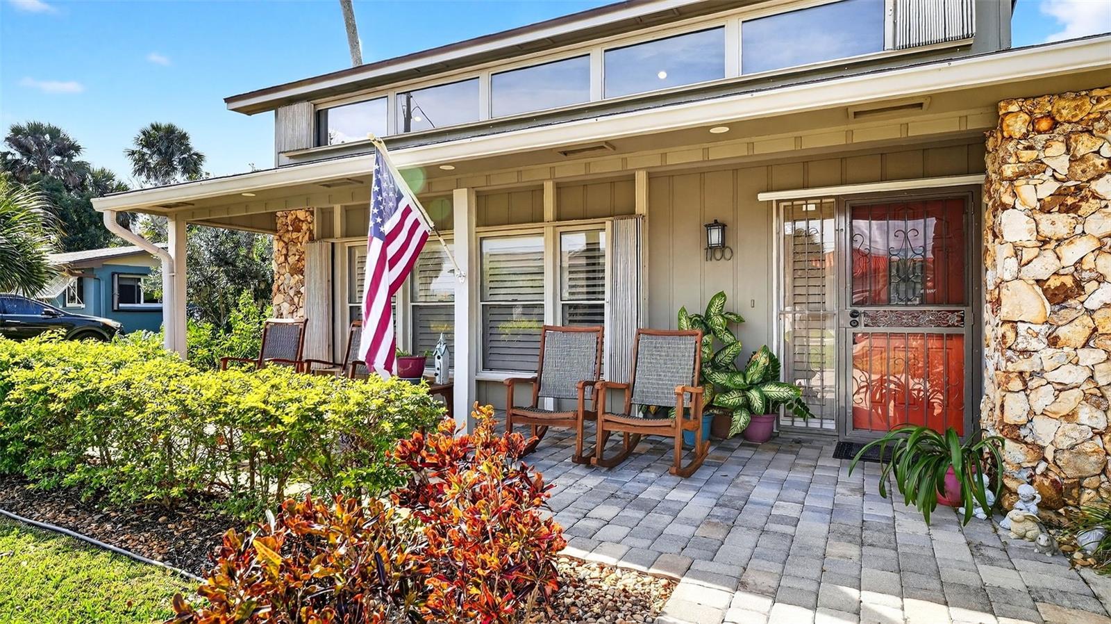 Image 14 of 57 For 1100 Riverside Drive