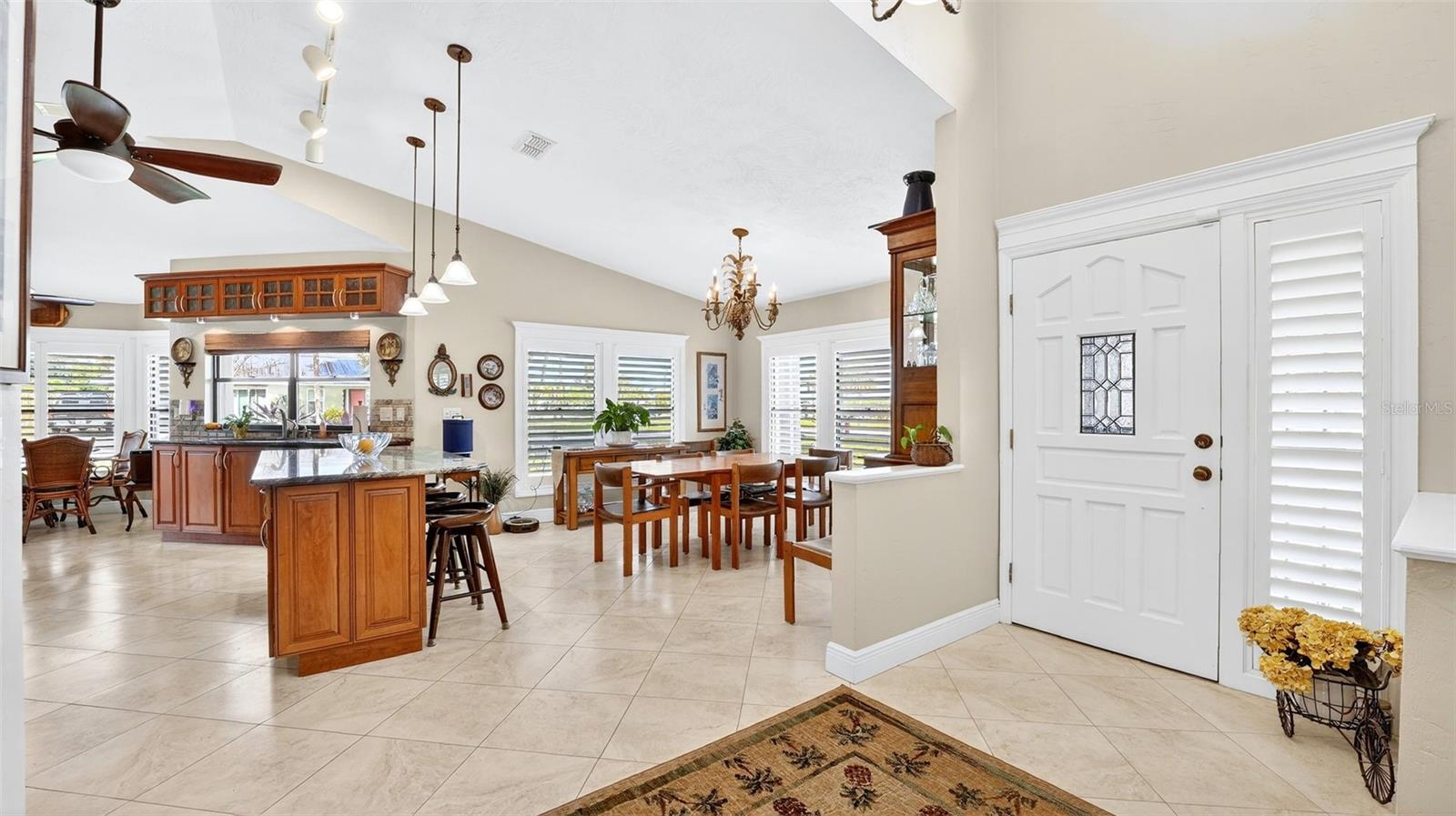 Image 15 of 57 For 1100 Riverside Drive