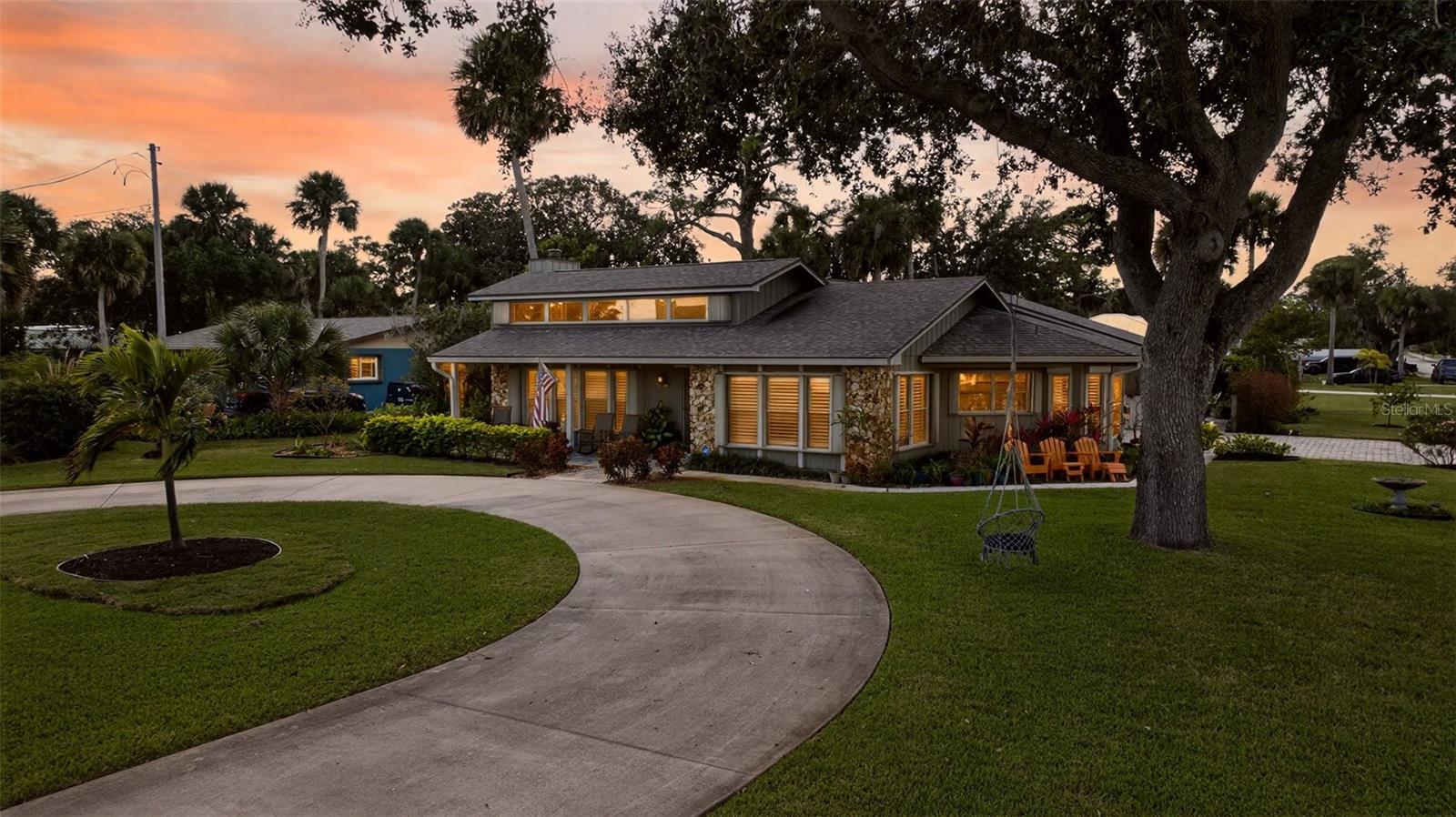 Image 2 of 57 For 1100 Riverside Drive