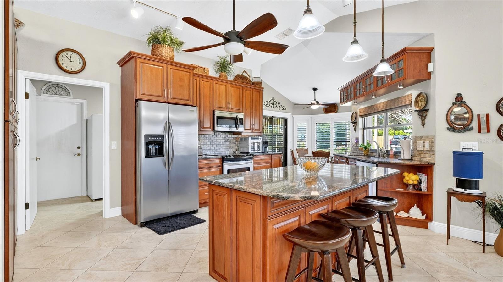 Image 23 of 57 For 1100 Riverside Drive