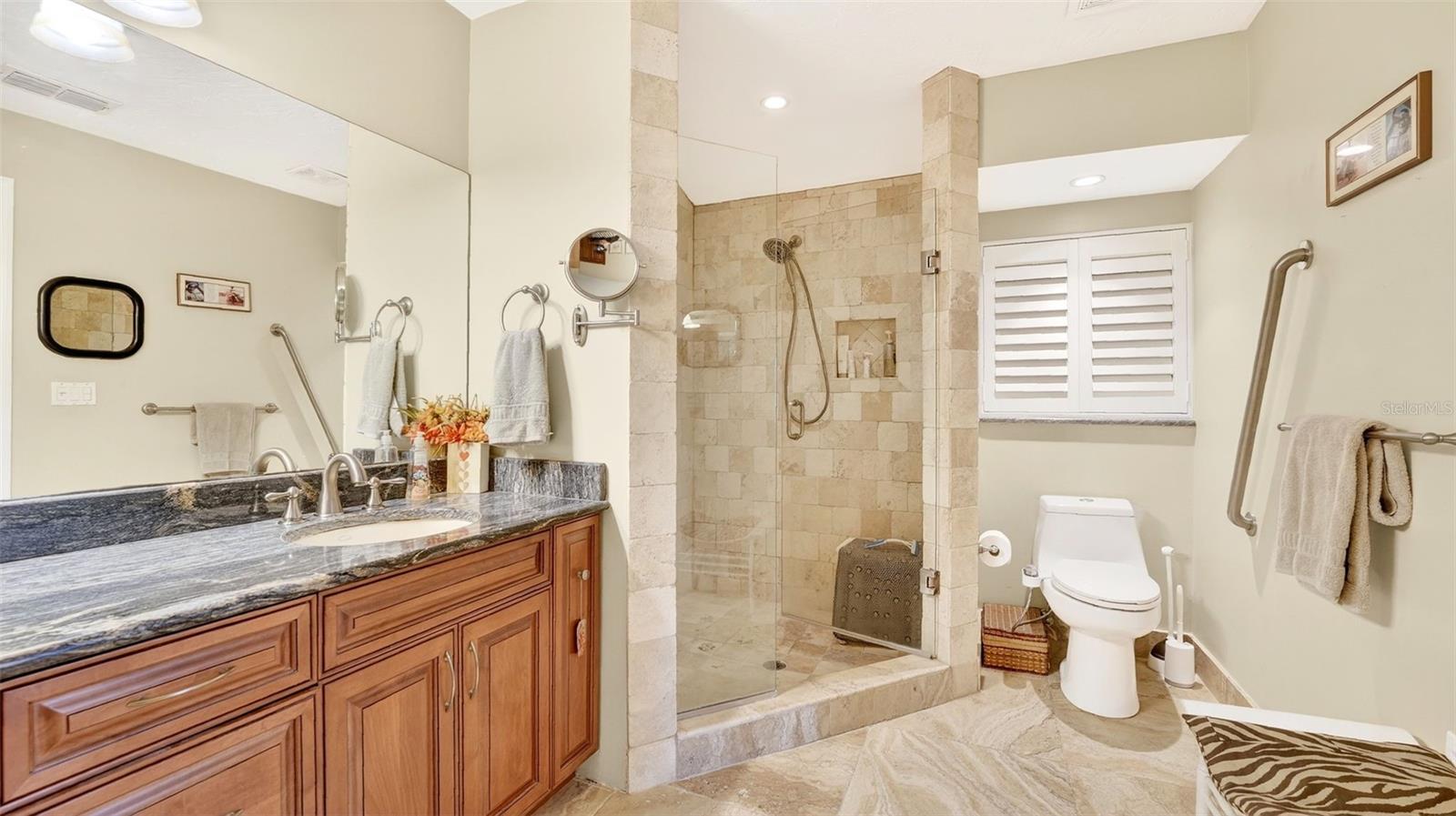 Image 34 of 57 For 1100 Riverside Drive