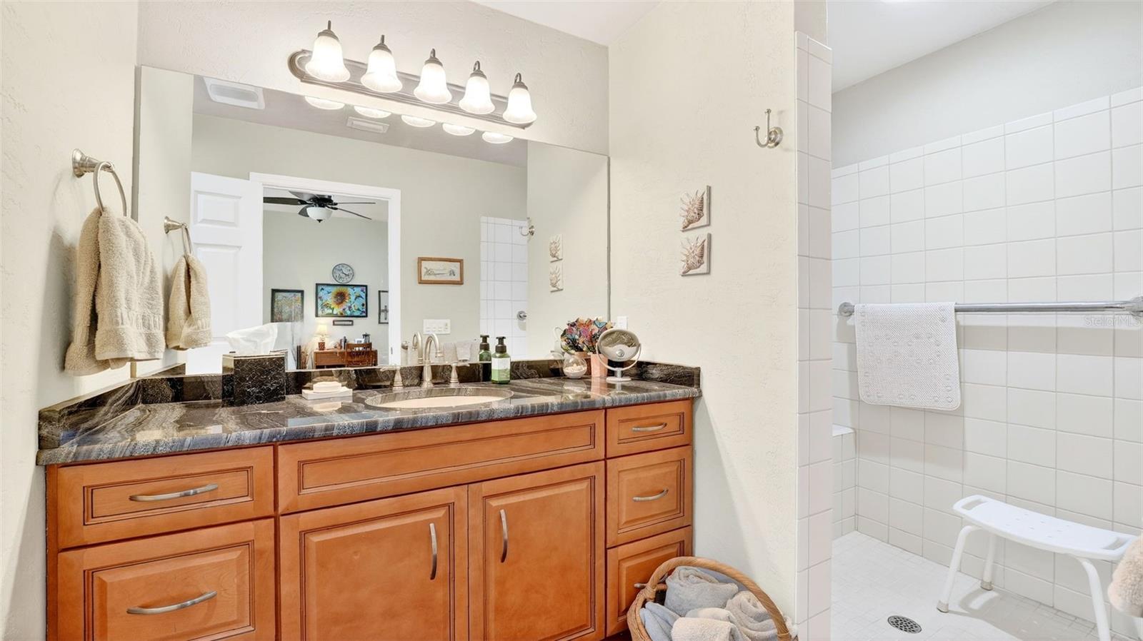 Image 38 of 57 For 1100 Riverside Drive