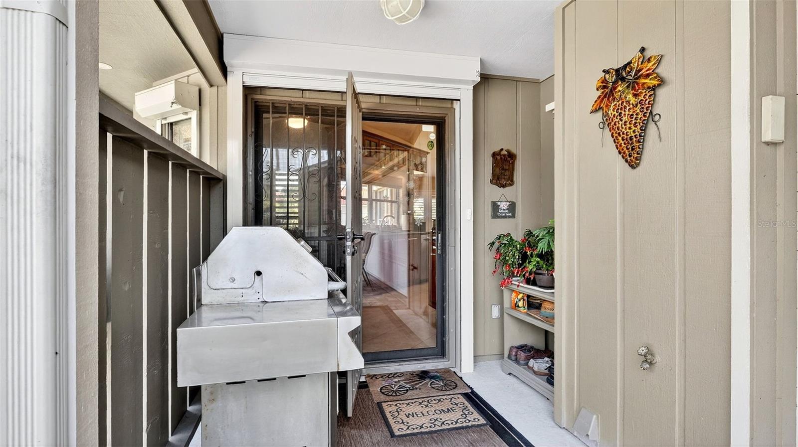 Image 44 of 57 For 1100 Riverside Drive