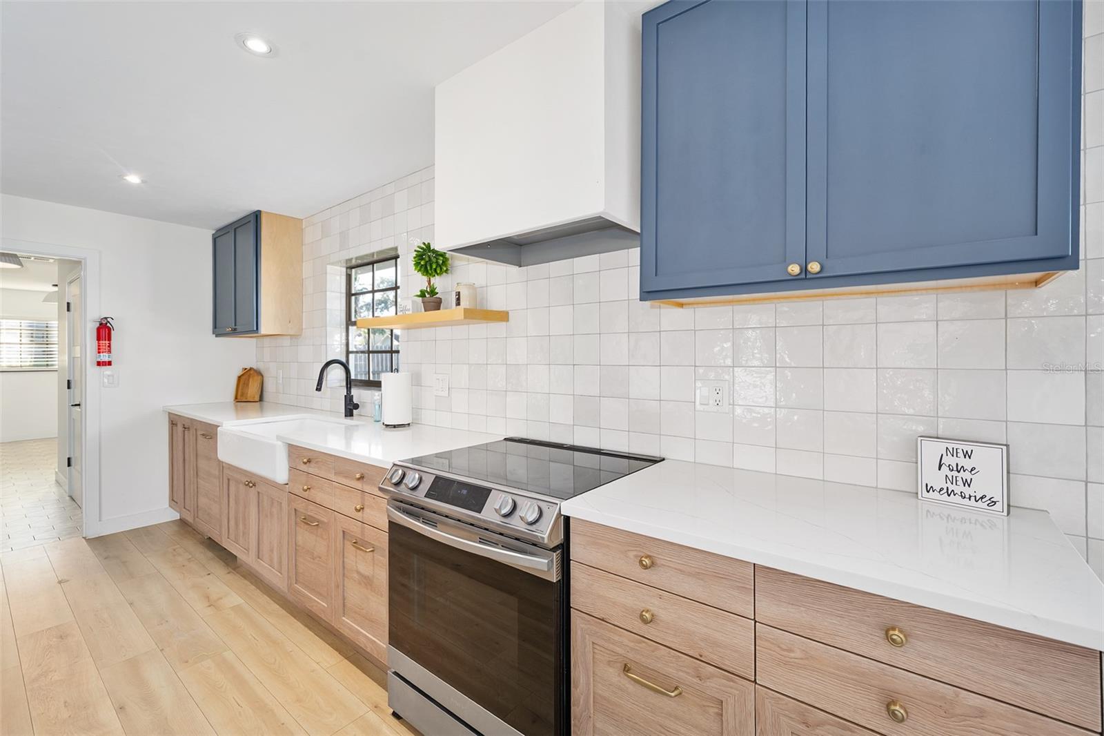 Image 12 of 53 For 2 Avenue Bonita