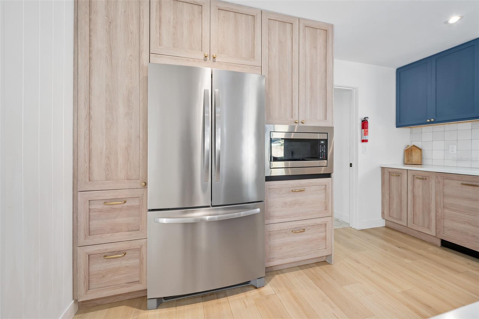 Image 14 of 53 For 2 Avenue Bonita