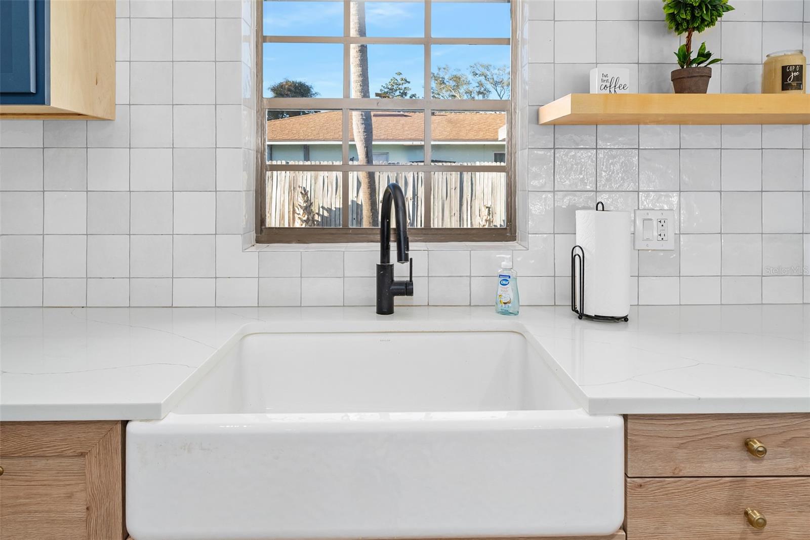 Image 15 of 53 For 2 Avenue Bonita