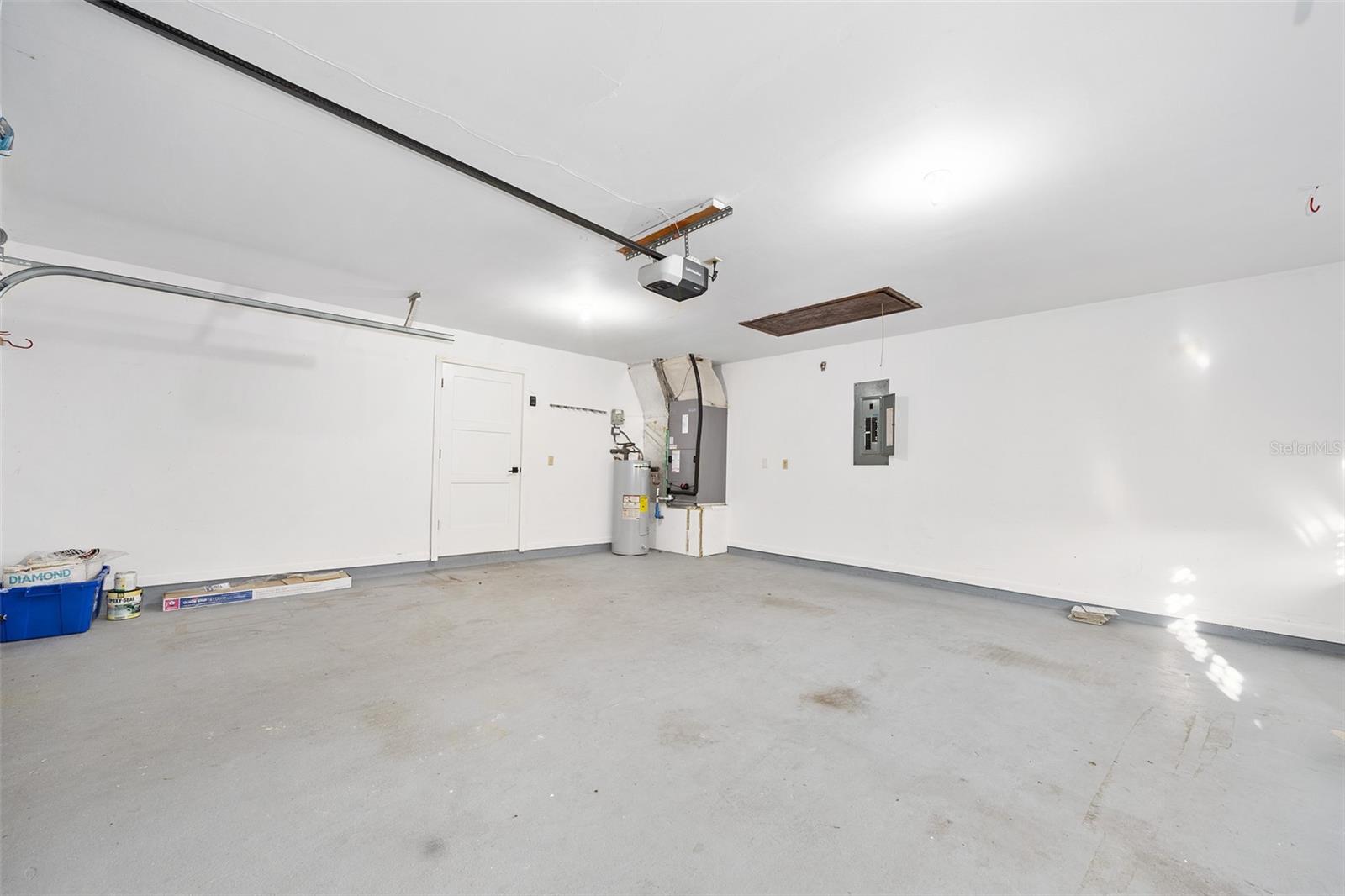 Image 20 of 53 For 2 Avenue Bonita