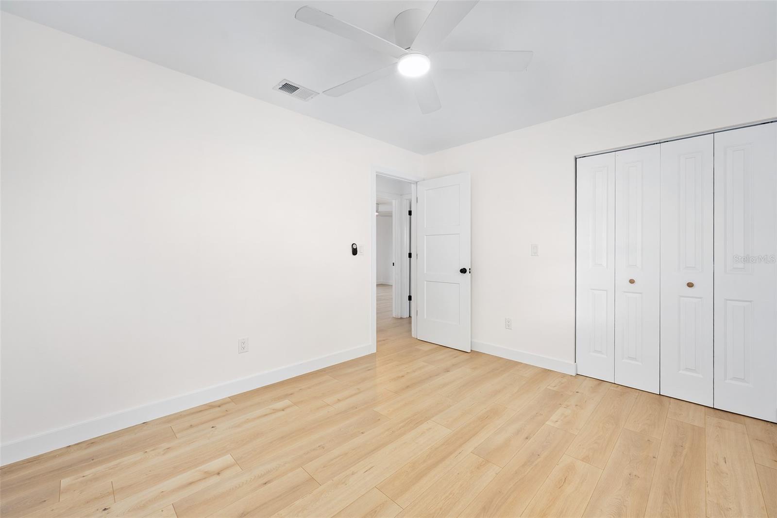 Image 24 of 53 For 2 Avenue Bonita