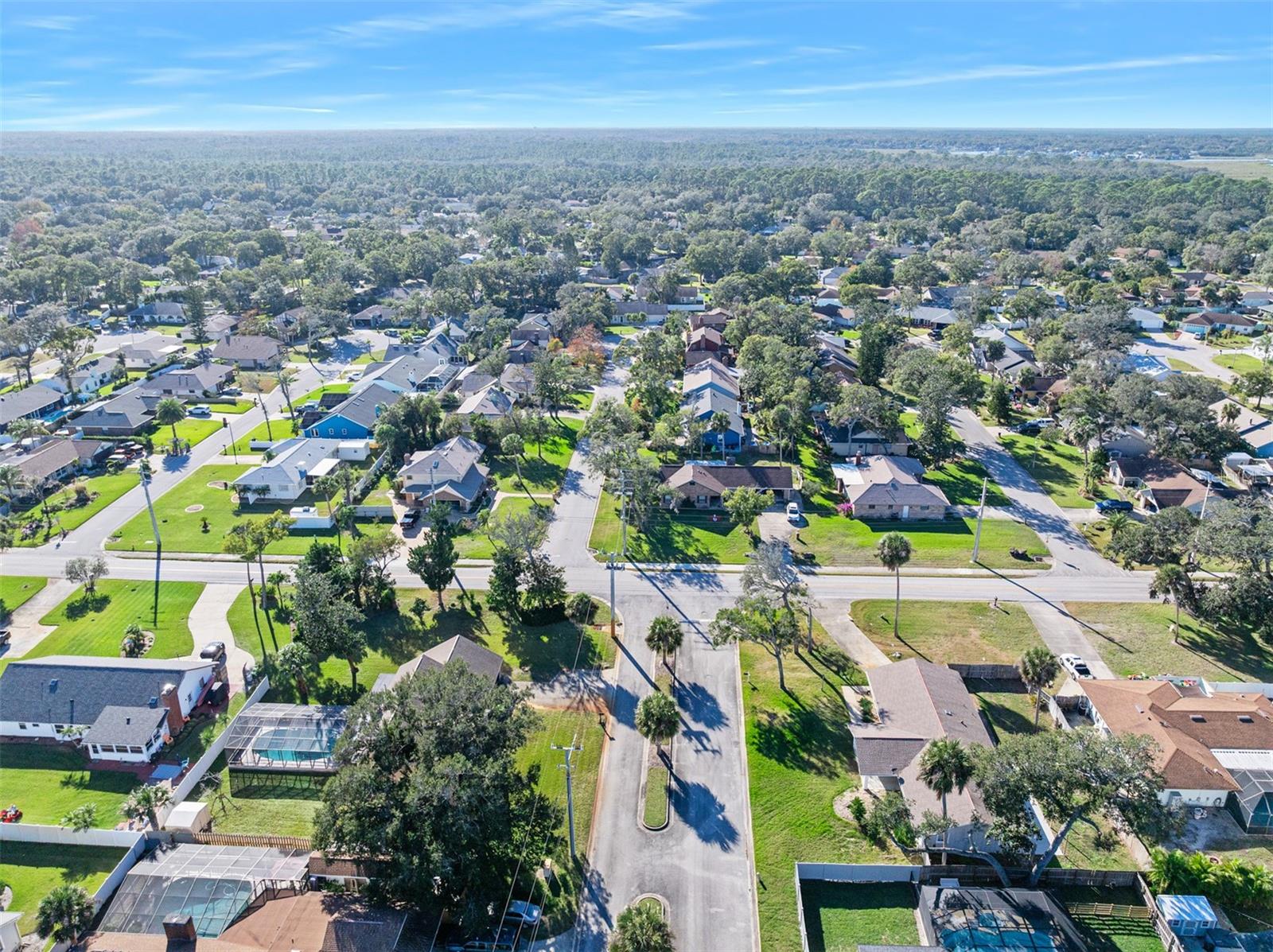 Image 50 of 53 For 2 Avenue Bonita