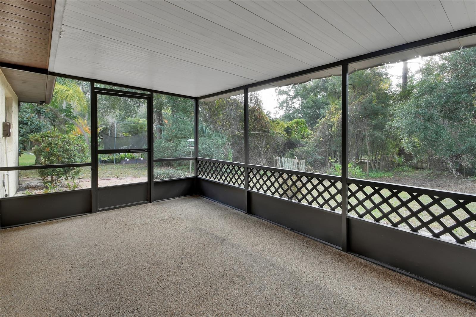 Image 32 of 34 For 526 Hemingway Court